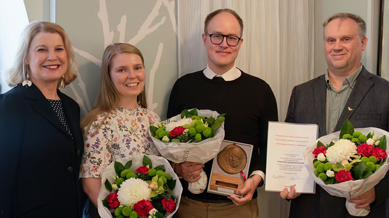 Mental Health Ambulance receives an award from the Finnish Red Cross